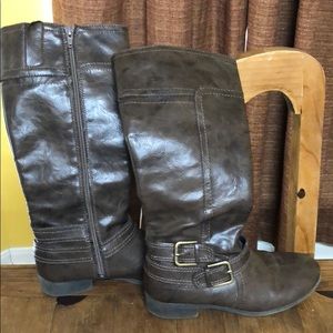 Girls 9 West boots size 3